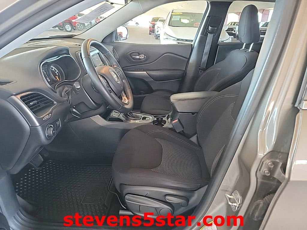 2019 Jeep Cherokee Latitude