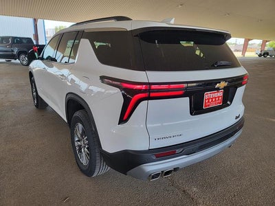 2025 Chevrolet Traverse LT