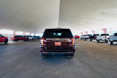 2023 Chevrolet Suburban LT
