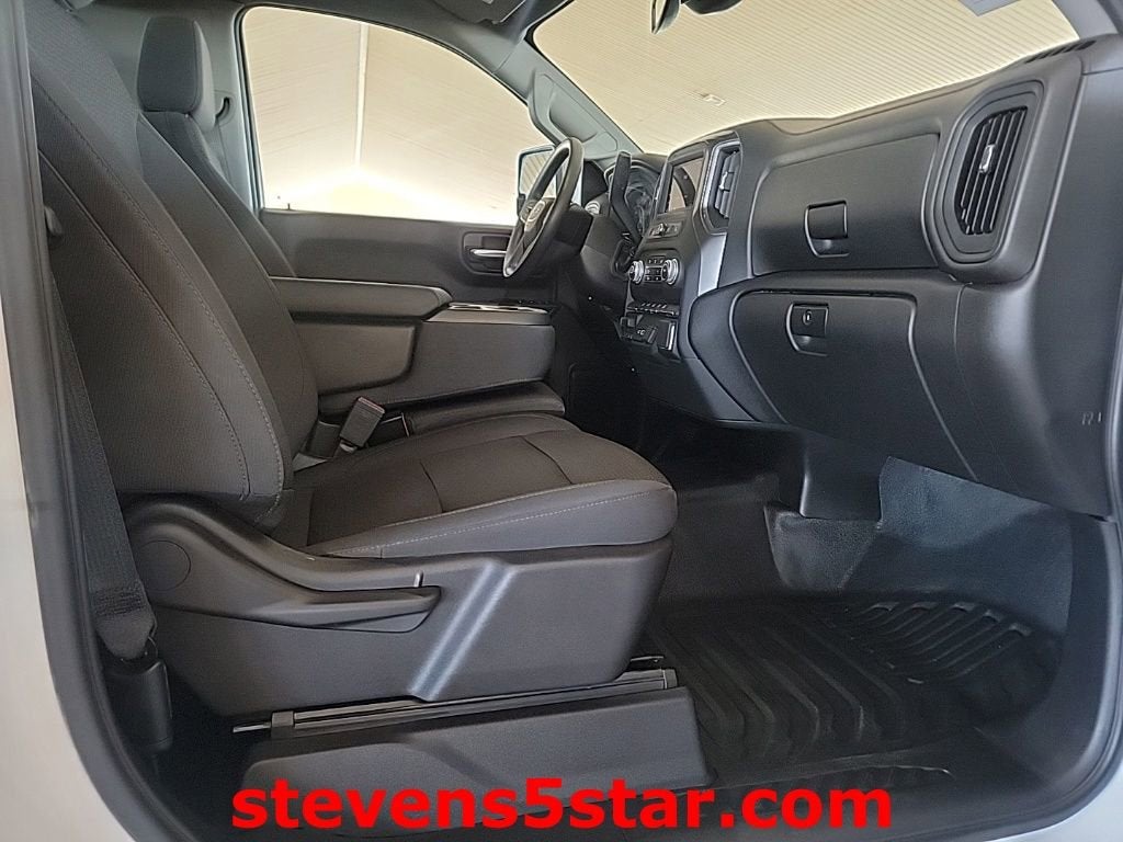 2025 GMC Sierra 3500 HD Pro