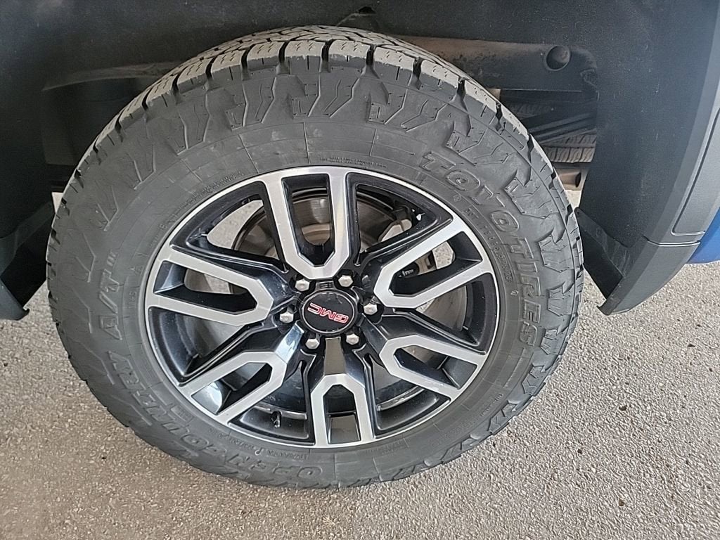 2022 GMC Sierra 1500 AT4