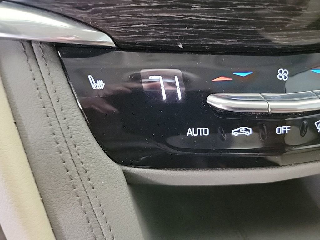 2020 Cadillac XT6 FWD Premium Luxury
