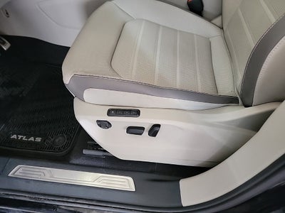 2022 Volkswagen Atlas 3.6L V6 SEL Premium R-Line