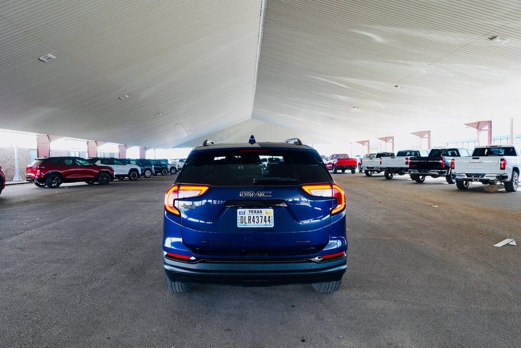 2023 GMC Terrain SLE